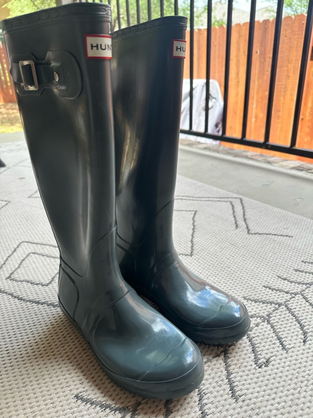 Hunter Tall Gloss Rain Boots in Grey